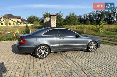 Купе Mercedes-Benz CLK-Class 2003 в 