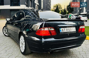 Купе Mercedes-Benz CLK-Class 2001 в 