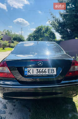Купе Mercedes-Benz CLK-Class 2005 в 