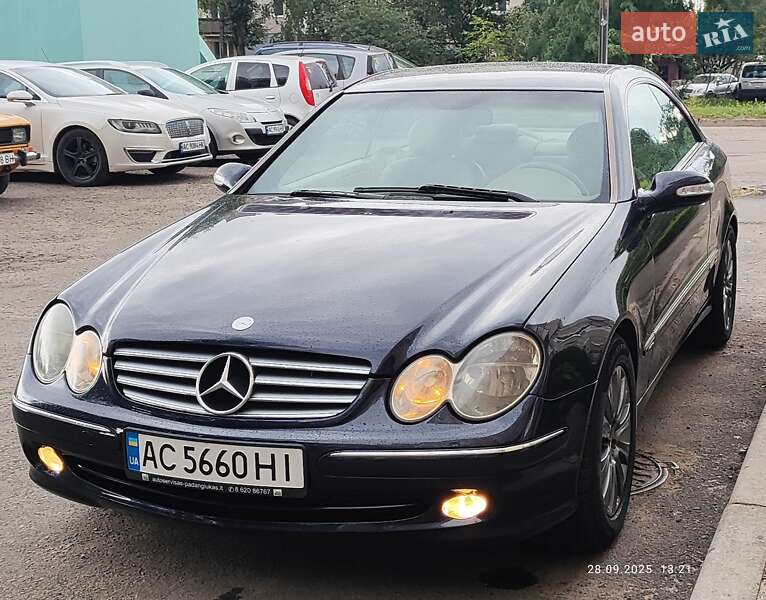Купе Mercedes-Benz CLK-Class 2003 в 