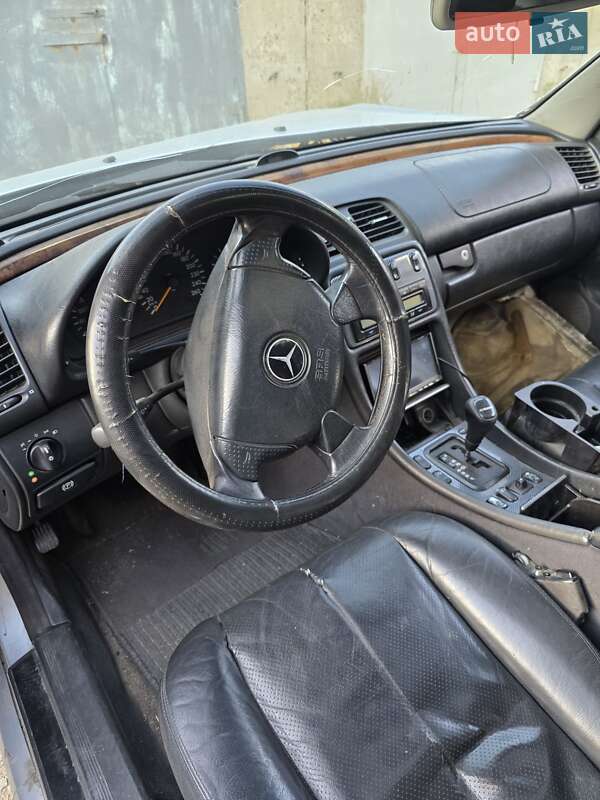 Купе Mercedes-Benz CLK-Class 1997 в Дніпрі