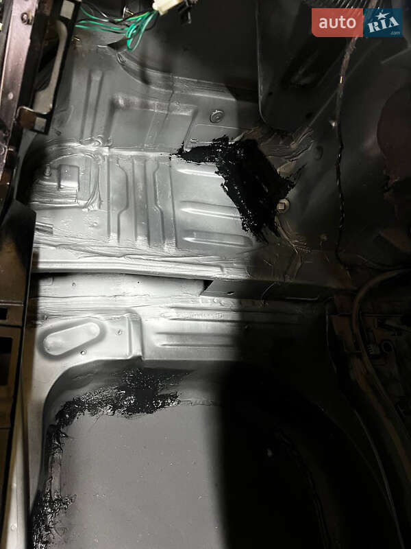 Купе Mercedes-Benz CLK-Class 1998 в Киеве фото 3 Купе Mercedes-Benz CLK-Class 1998 в Киеве