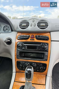 Купе Mercedes-Benz CLK-Class 2002 в 