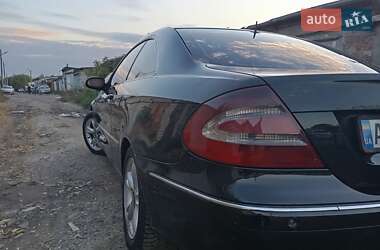 Купе Mercedes-Benz CLK-Class 2003 в 