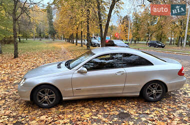 Купе Mercedes-Benz CLK-Class 2002 в 