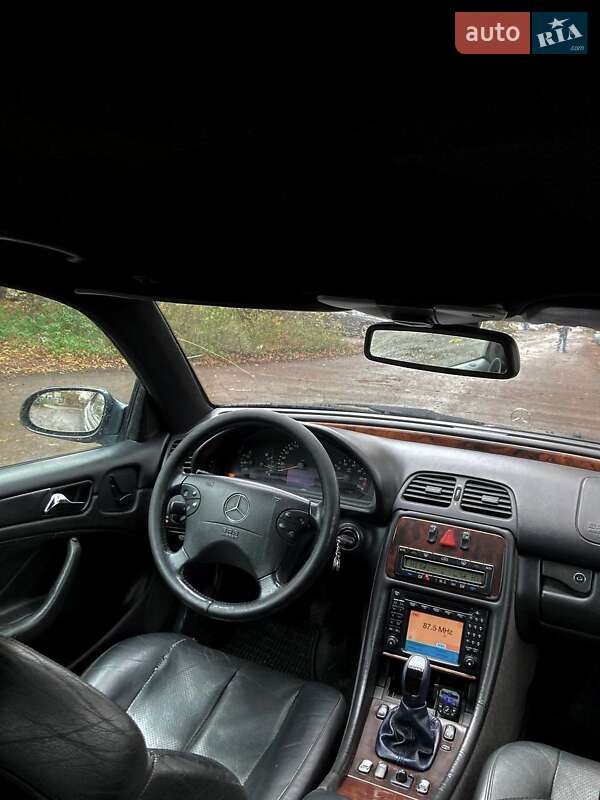 Купе Mercedes-Benz CLK-Class 2000 в Чернигове