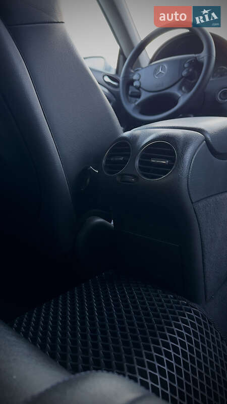 Купе Mercedes-Benz CLK-Class 2002 в Одесі
