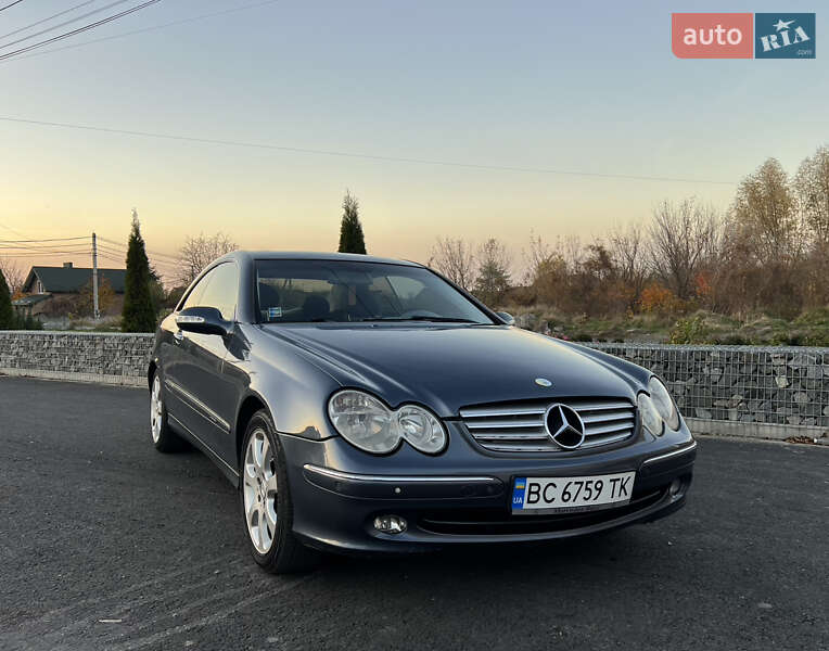 Mercedes-Benz CLK-Class 2002
