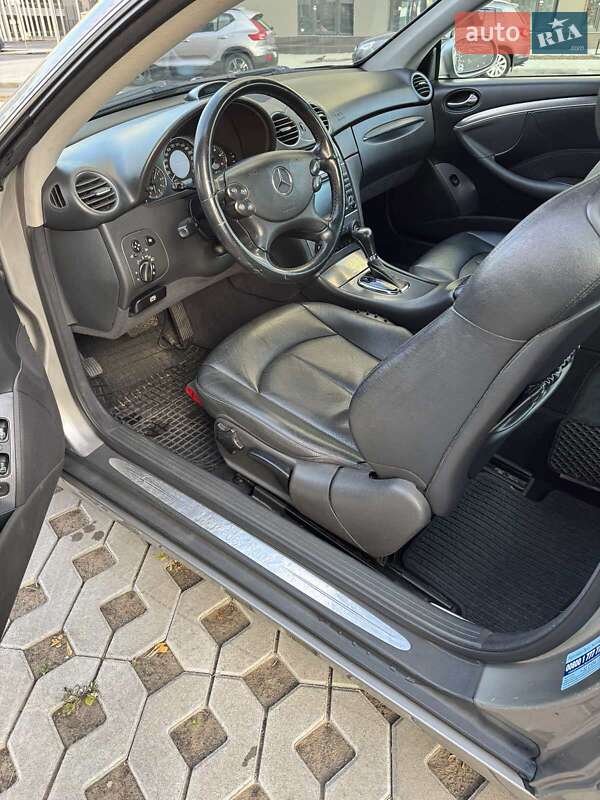 Купе Mercedes-Benz CLK-Class 2004 в Києві фото 5 Купе Mercedes-Benz CLK-Class 2004 в Києві