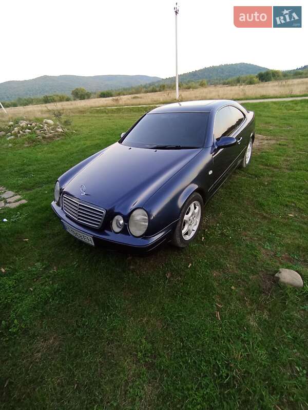 Купе Mercedes-Benz CLK-Class 1999 в Надворной