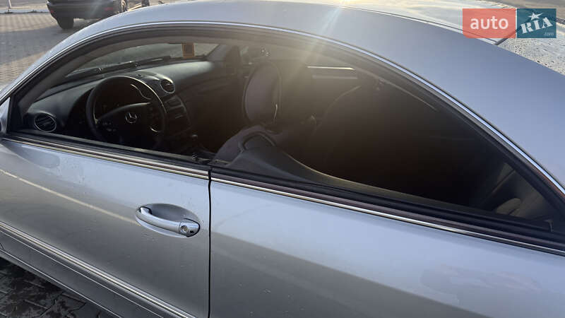 Купе Mercedes-Benz CLK-Class 2004 в Черновцах
