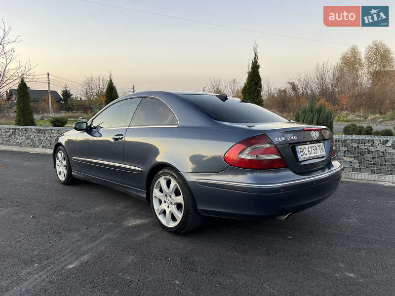 Купе Mercedes-Benz CLK-Class 2002 в Львові
