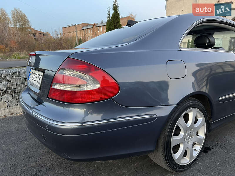 Купе Mercedes-Benz CLK-Class 2002 в Львові