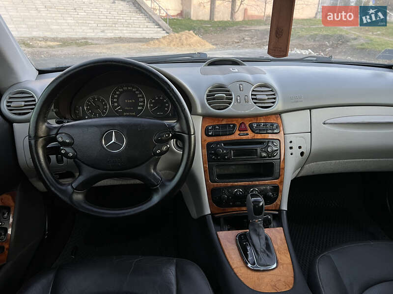 Купе Mercedes-Benz CLK-Class 2002 в Львові
