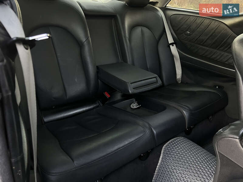 Купе Mercedes-Benz CLK-Class 2002 в Львові