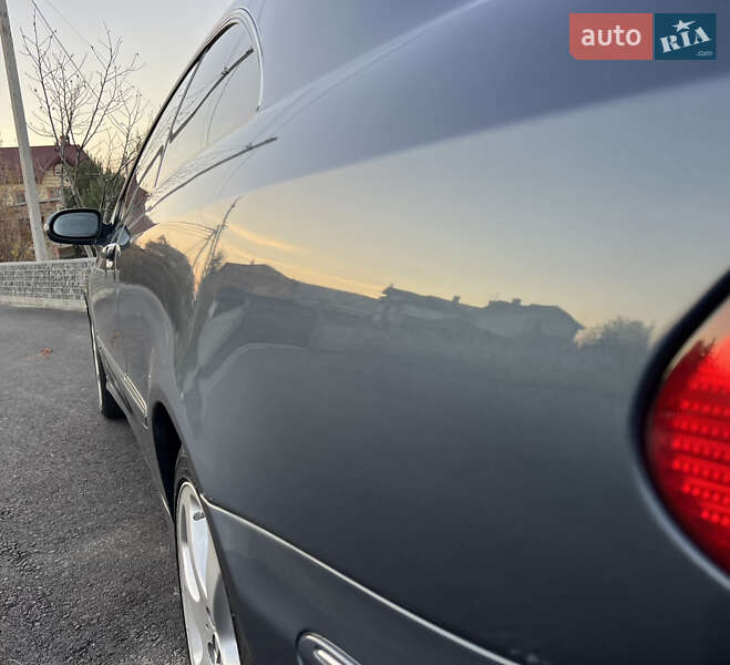 Купе Mercedes-Benz CLK-Class 2002 в Львові