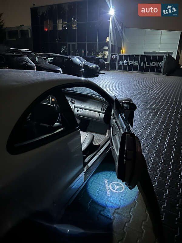 Купе Mercedes-Benz CLK-Class 2001 в Ровно