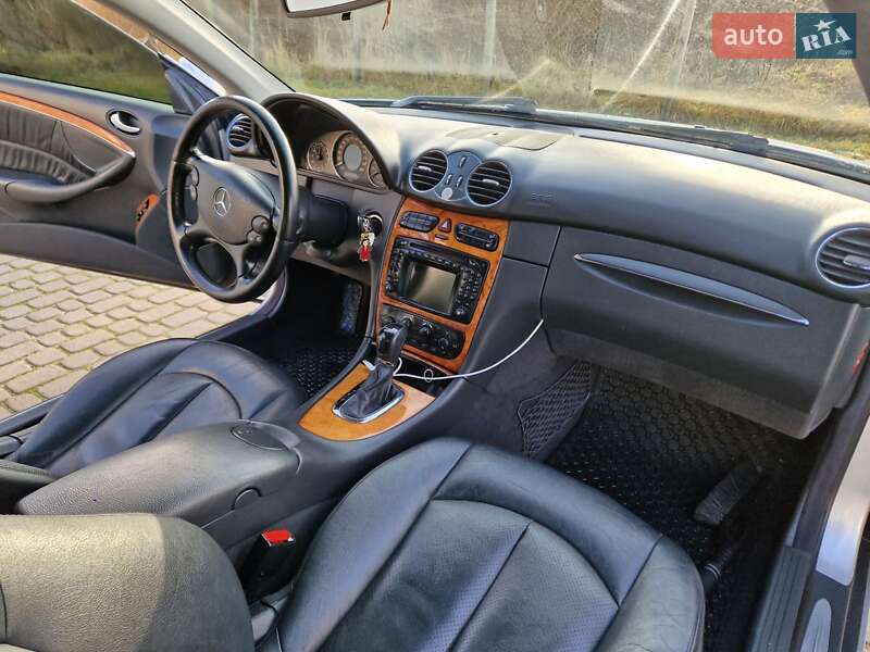 Купе Mercedes-Benz CLK-Class 2002 в Львове