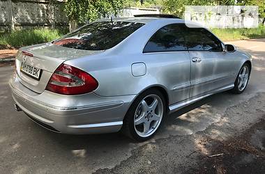  Mercedes-Benz CLS-Class 2002 в 