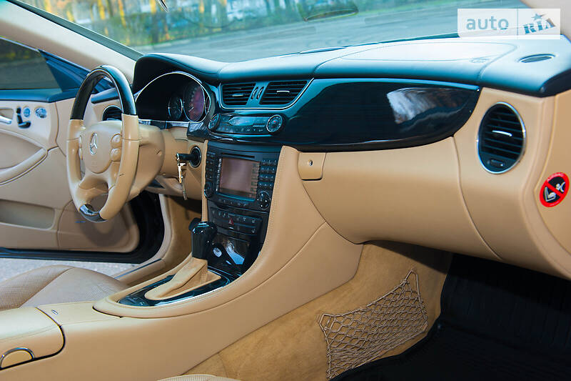 Седан Mercedes-Benz CLS-Class 2004 в Одессе фото 24 Седан Mercedes-Benz CLS-Class 2004 в Одессе