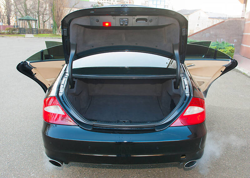 Седан Mercedes-Benz CLS-Class 2004 в Одессе фото 40 Седан Mercedes-Benz CLS-Class 2004 в Одессе