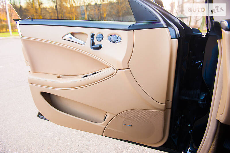 Седан Mercedes-Benz CLS-Class 2004 в Одессе фото 50 Седан Mercedes-Benz CLS-Class 2004 в Одессе