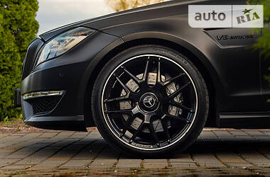 Купе Mercedes-Benz CLS-Class 2012 в 