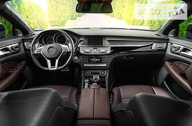 Купе Mercedes-Benz CLS-Class 2012 в 