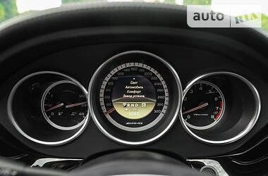 Купе Mercedes-Benz CLS-Class 2012 в 