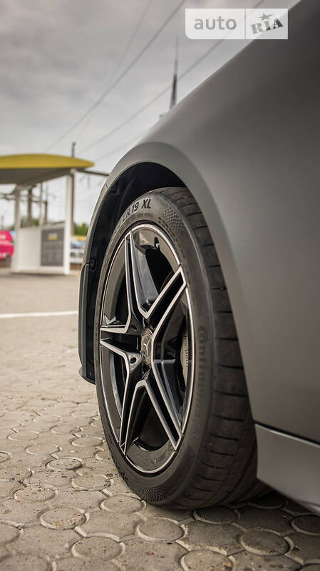 Седан Mercedes-Benz CLS-Class 2018 в Києві