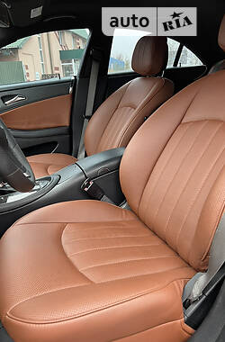 Купе Mercedes-Benz CLS-Class 2010 в 