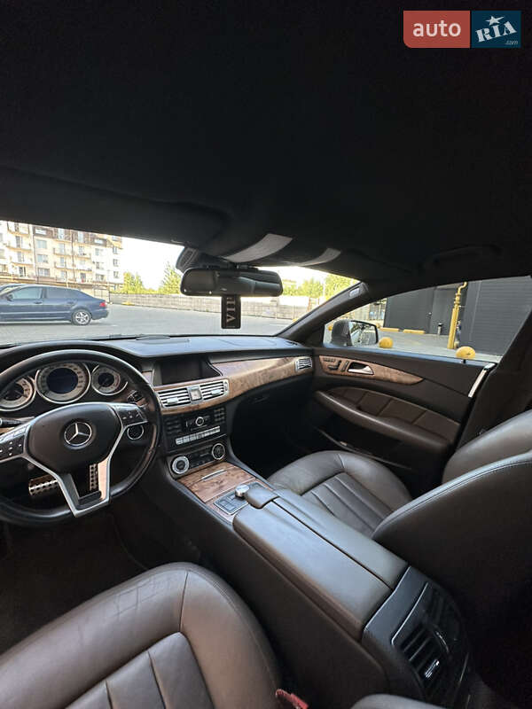 Купе Mercedes-Benz CLS-Class 2010 в Ужгороде