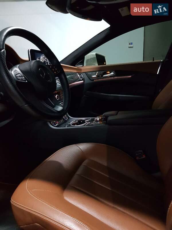 Седан Mercedes-Benz CLS-Class 2016 в Кременчуге