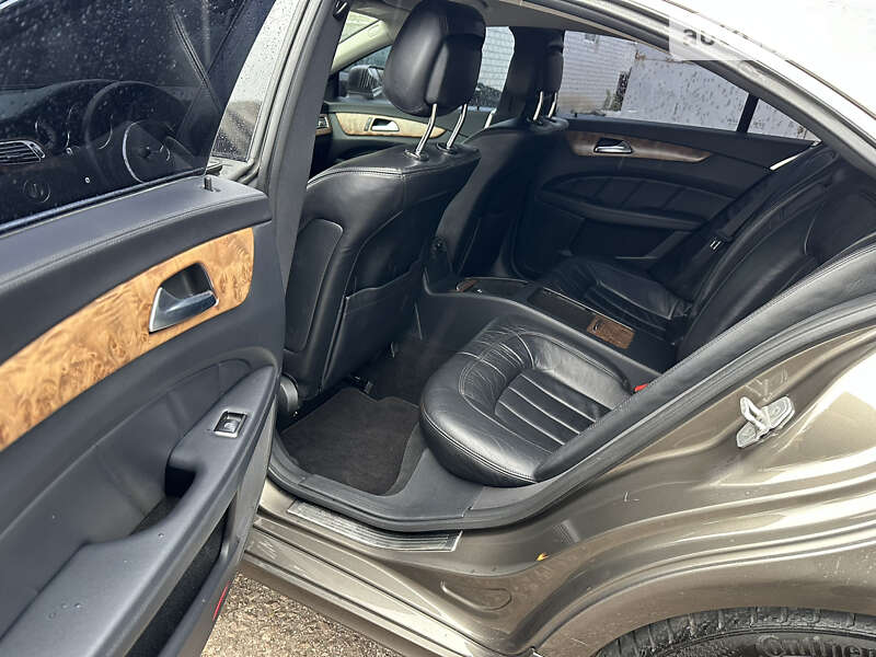 Седан Mercedes-Benz CLS-Class 2012 в Житомирі
