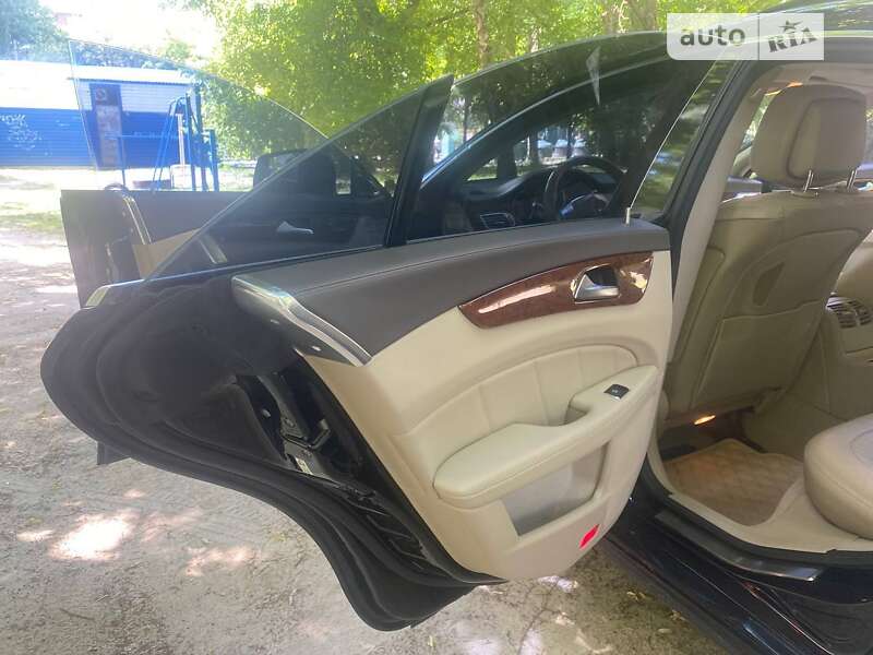 Седан Mercedes-Benz CLS-Class 2012 в Чернігові