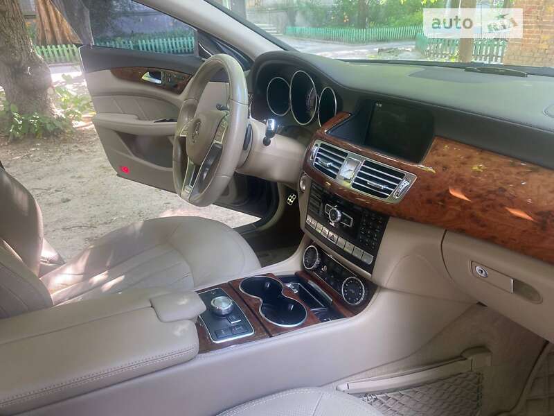 Седан Mercedes-Benz CLS-Class 2012 в Чернігові