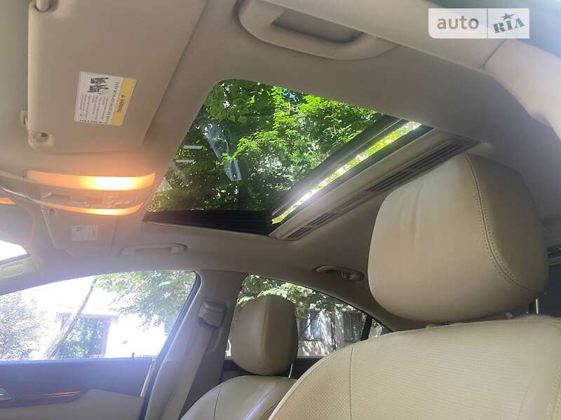 Седан Mercedes-Benz CLS-Class 2012 в Чернігові