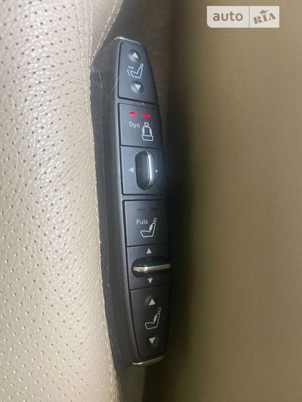 Седан Mercedes-Benz CLS-Class 2012 в Чернігові