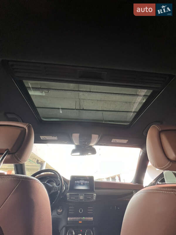 Седан Mercedes-Benz CLS-Class 2015 в Киеве фото 36 Седан Mercedes-Benz CLS-Class 2015 в Киеве