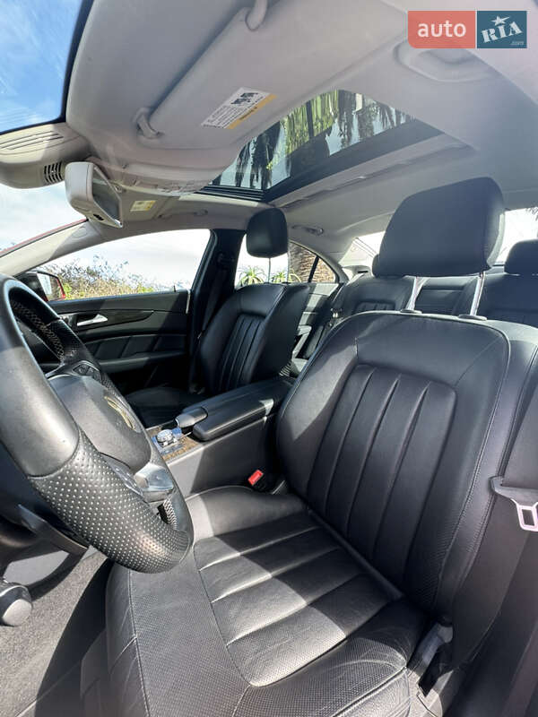 Седан Mercedes-Benz CLS-Class 2015 в Львові