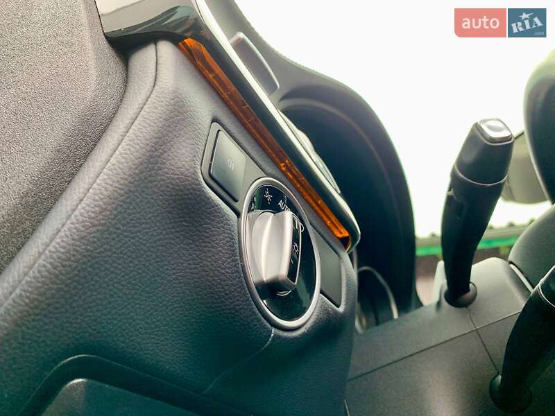 Универсал Mercedes-Benz CLS-Class 2014 в Виноградове фото 42 Универсал Mercedes-Benz CLS-Class 2014 в Виноградове