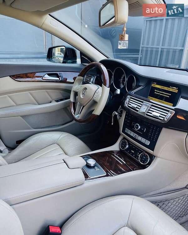 Седан Mercedes-Benz CLS-Class 2011 в Хмельницком
