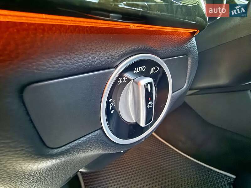 Седан Mercedes-Benz CLS-Class 2012 в Одесі