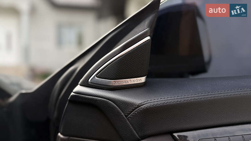 Седан Mercedes-Benz CLS-Class 2012 в Черновцах