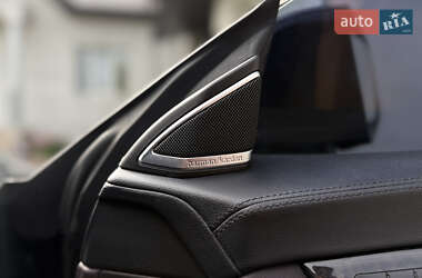 Седан Mercedes-Benz CLS-Class 2012 в 