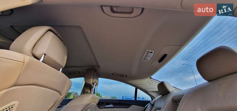 Седан Mercedes-Benz CLS-Class 2012 в Львове