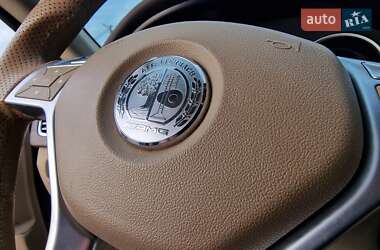 Седан Mercedes-Benz CLS-Class 2012 в 