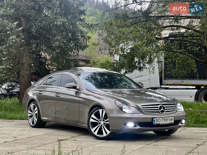 Купе Mercedes-Benz CLS-Class 2008 в 