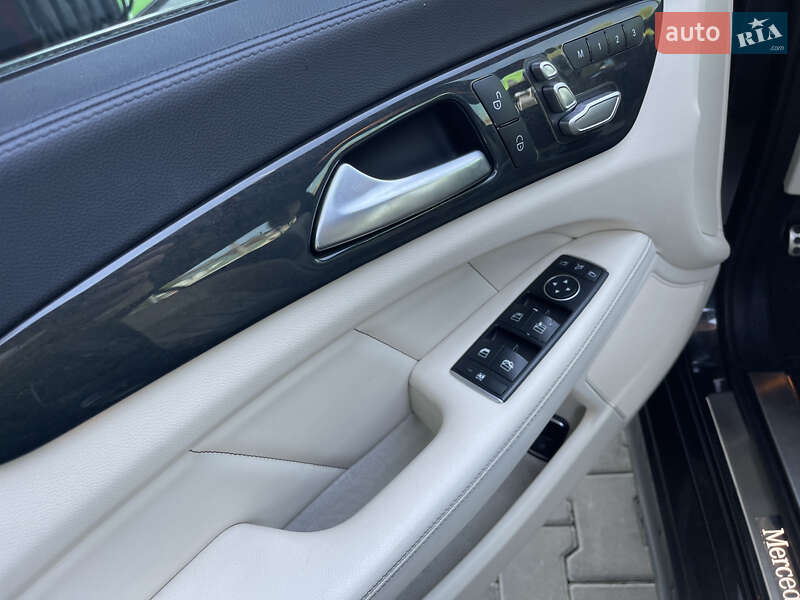 Седан Mercedes-Benz CLS-Class 2014 в Одесі