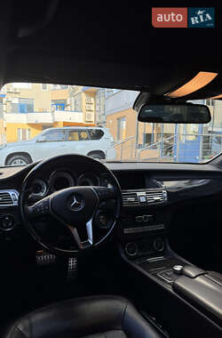 Седан Mercedes-Benz CLS-Class 2012 в 